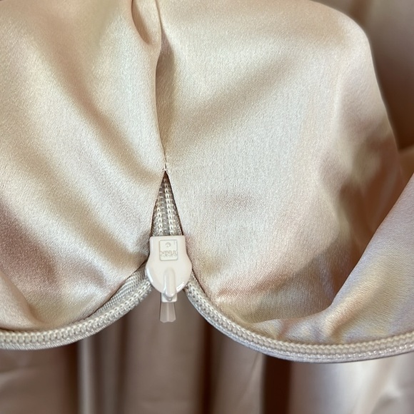 ASOS Edition Satin V Neck Sleeveless Bridesmaid Maxi Dress Size 6 - Picture 7 of 10